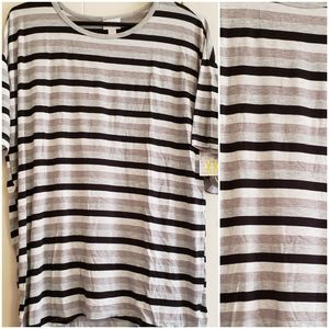 BNWT Lularoe Irma (HiLo tunic)